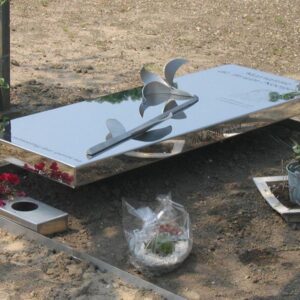 grafkunst met leliebloem