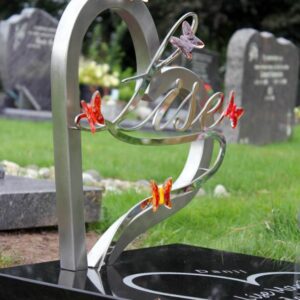 Kindergrafsteen Lise