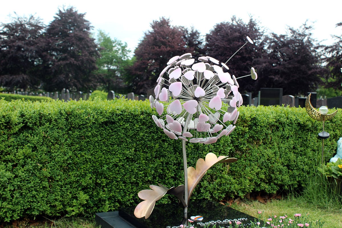 Gedenkmonument voor een baby laten maken