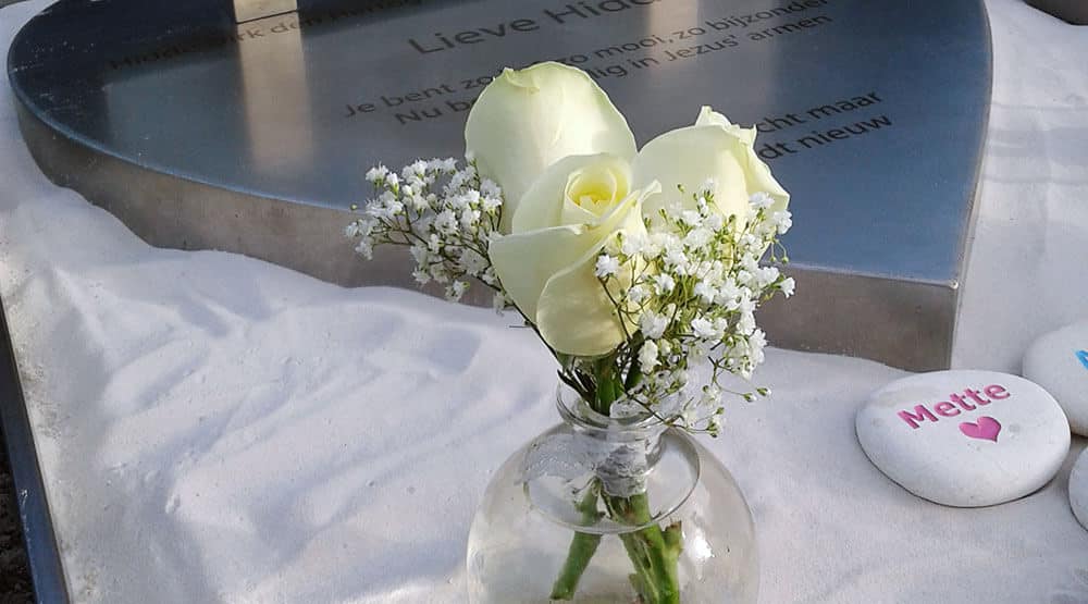 RVS grafsteen baby - babygraf