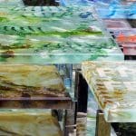 moderne grafzerk van RVs en glas