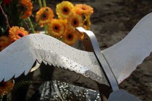 detail rvs urnmonument - urnengraf