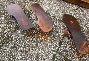 voetafdrukken cortenstaal